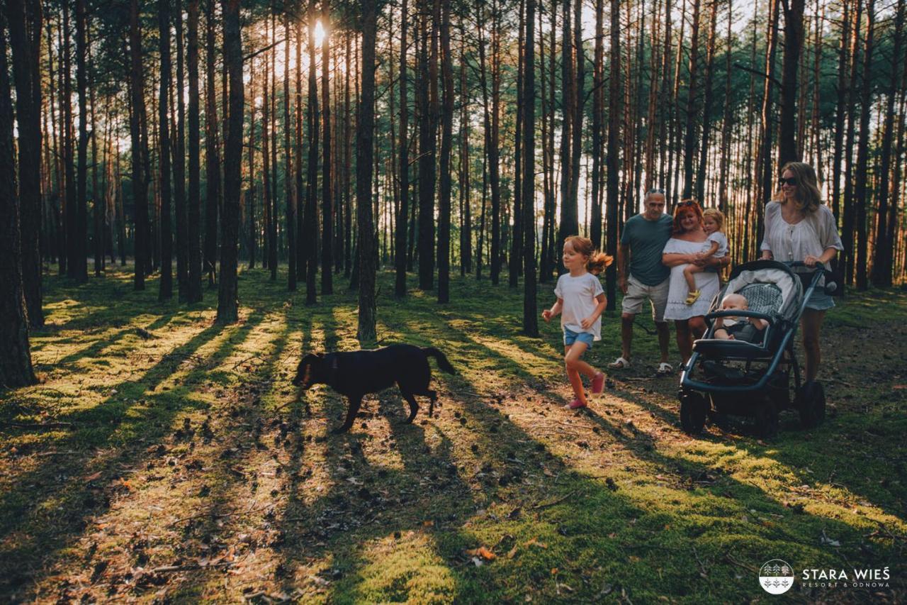 Resort Stara Wieś Załęcze Małe Exterior foto